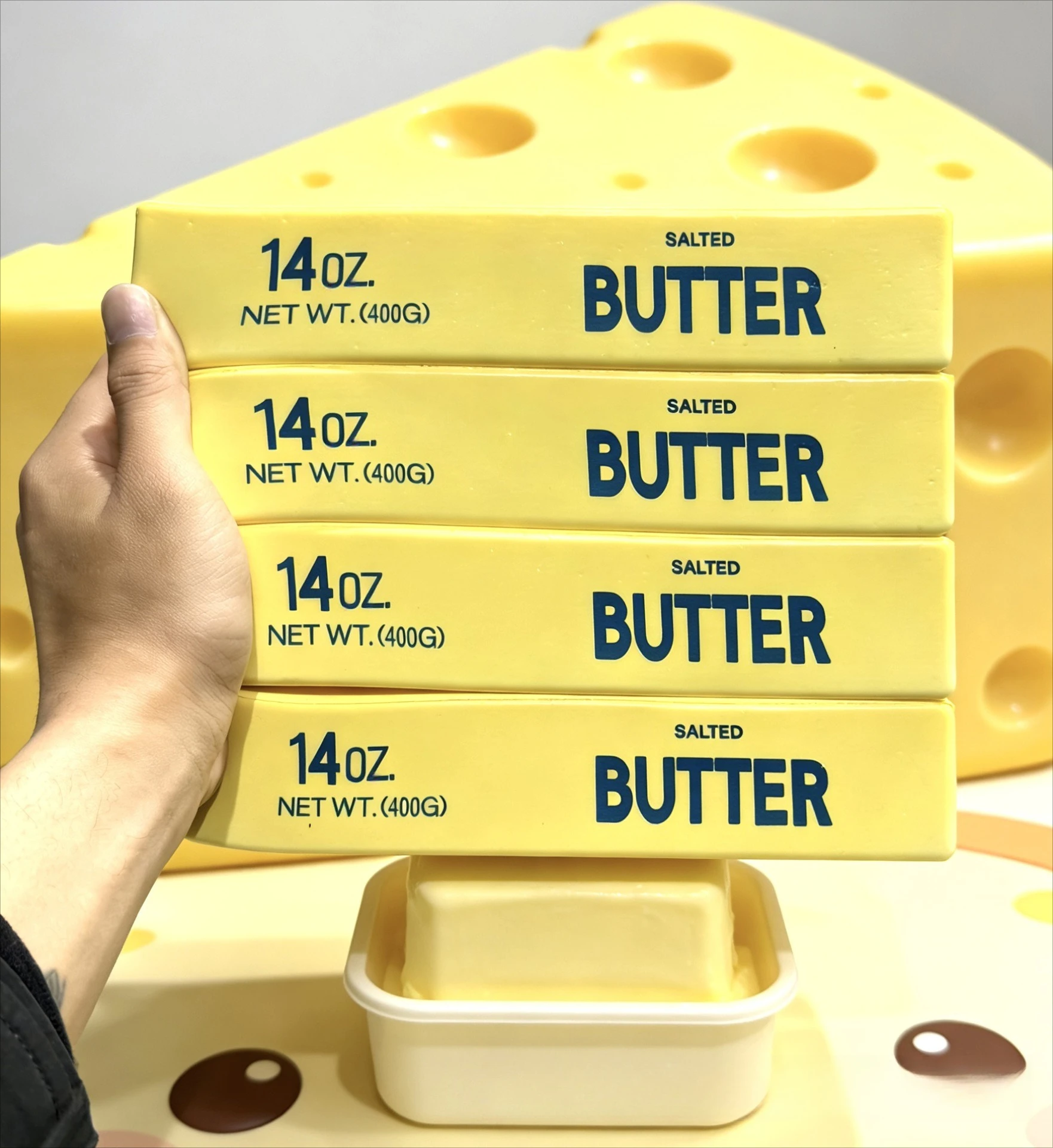 Novelty Gifts - لعبة ضغط ضخمة بحجم 23 سم،